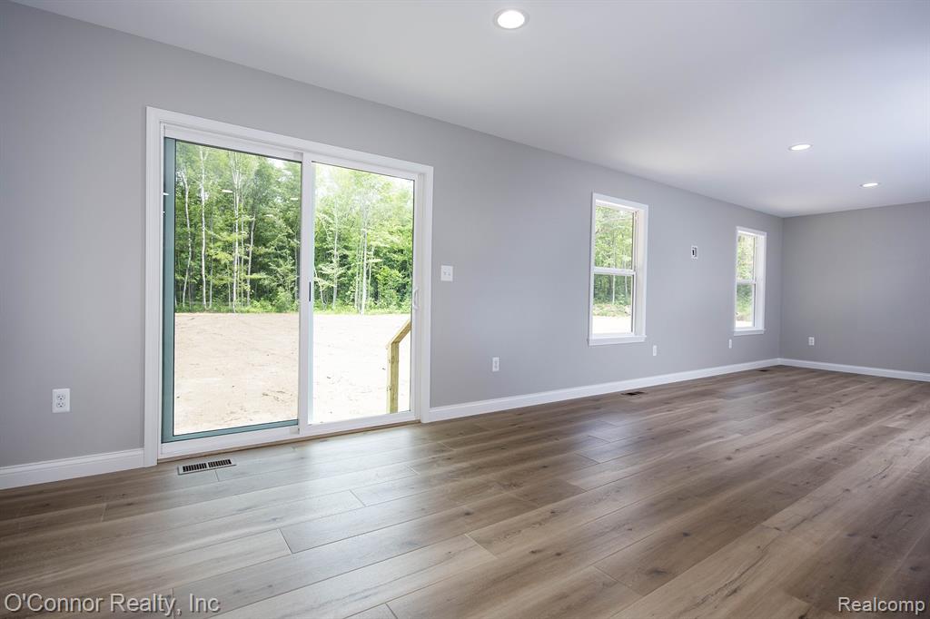 3834 Knapp Avenue, Port Huron, MI 48060 — Photo 5
