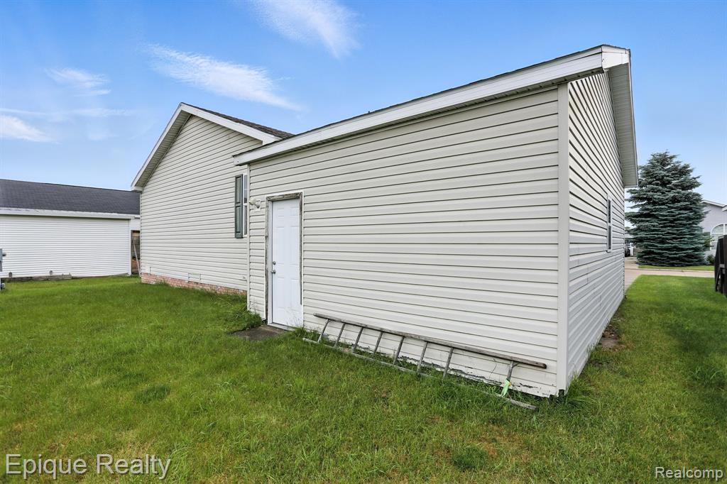 45501 Labelle Drive, Macomb, MI 48044 — Photo 23