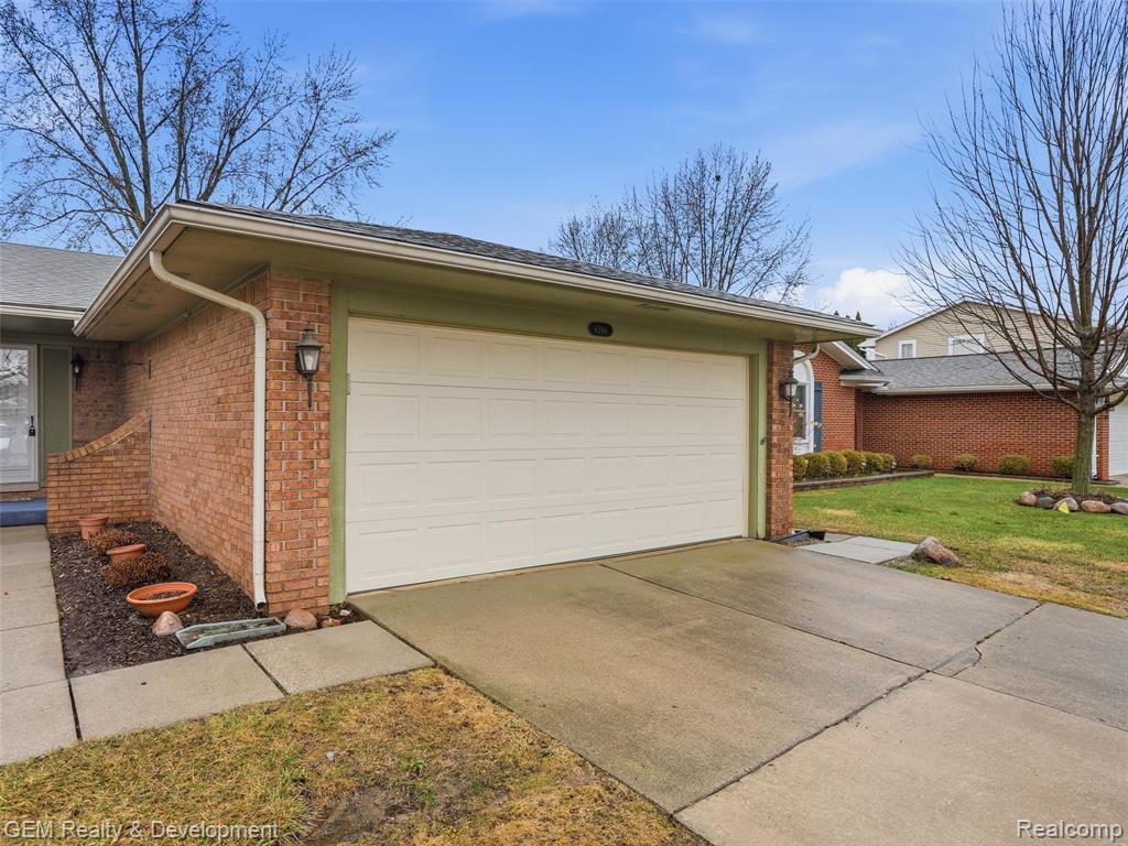 6366 Winter Drive, Canton, MI 48187 — Photo 41