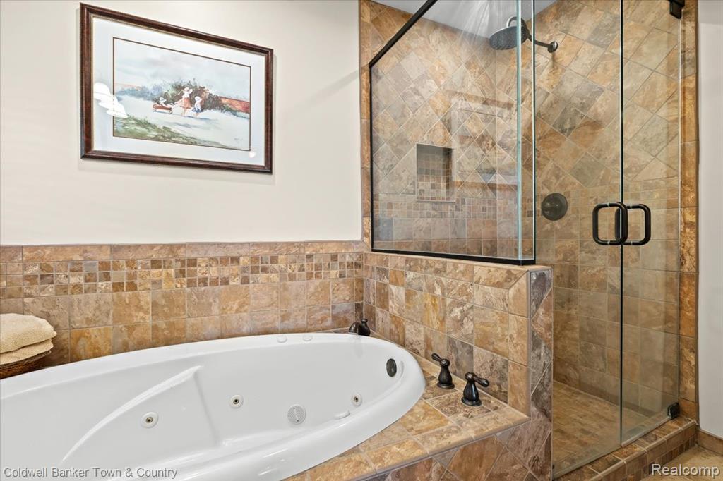 584 Black Oaks Trail, Howell, MI 48843 — Photo 25