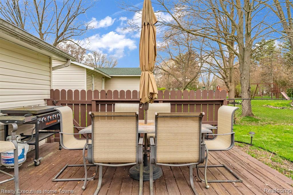 533 RUST PARK Drive, Grand Blanc, MI 48439 — Photo 37