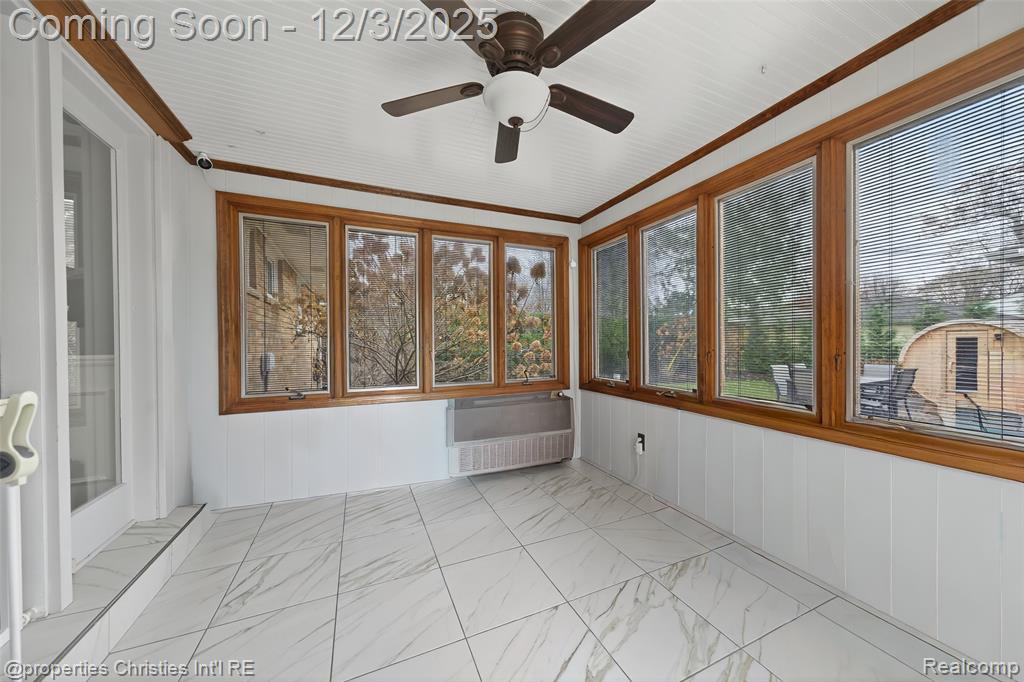 16927 Beverly Road, Beverly Hills, MI 48025 — Photo 17