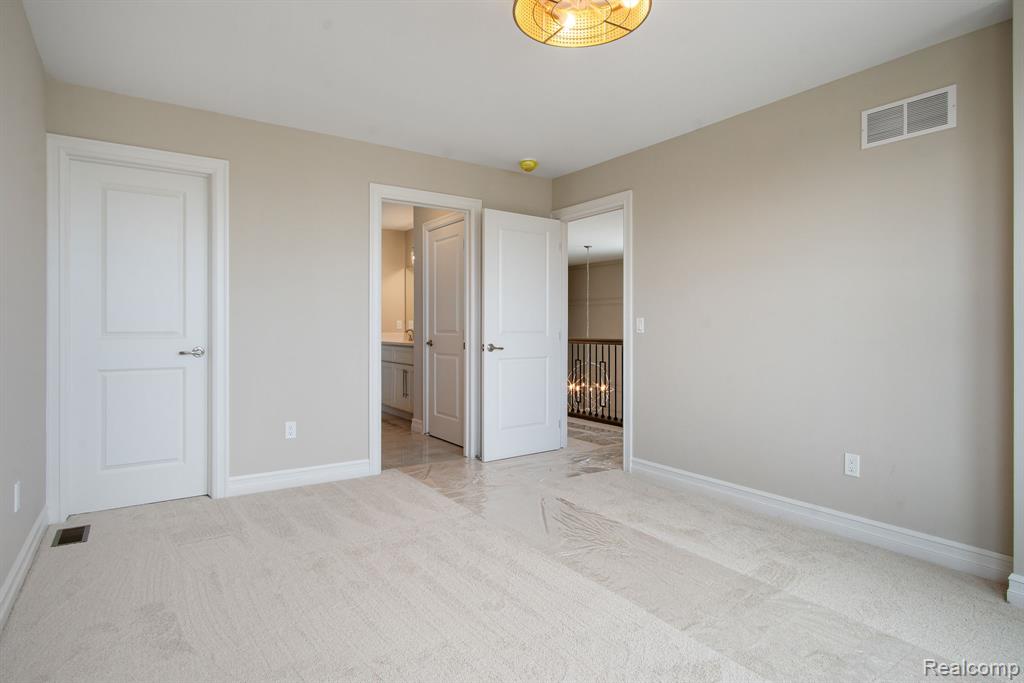 54630 Brenda Drive, Macomb, MI 48042 — Photo 47
