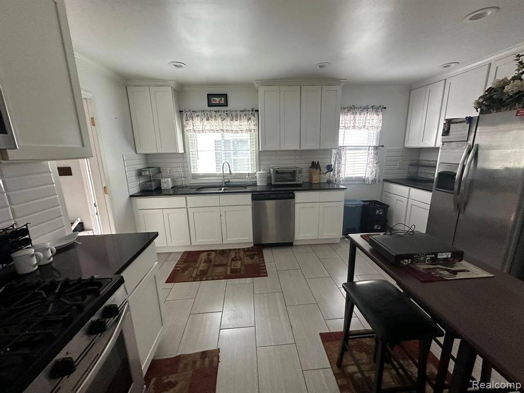 4151 Grayton Street, Detroit, MI 48224 — Photo 9