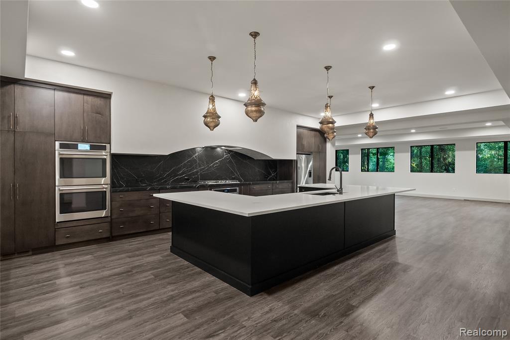 559 Barrington Park Drive, Bloomfield Hills, MI 48304 — Photo 40