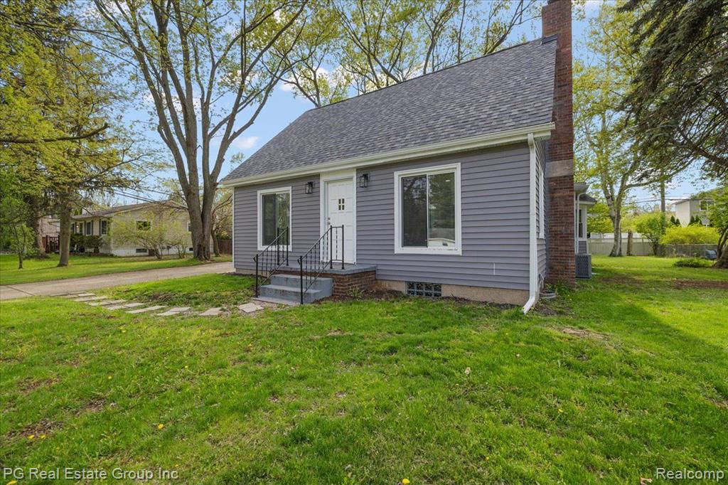 57 ORMSBY, Waterford, MI 48327 — Photo 3