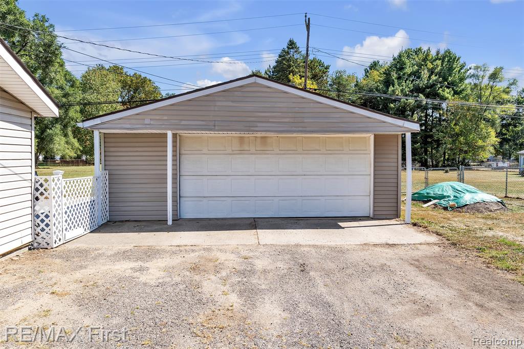 5052 Mary Sue Avenue, Clarkston, MI — Photo 26