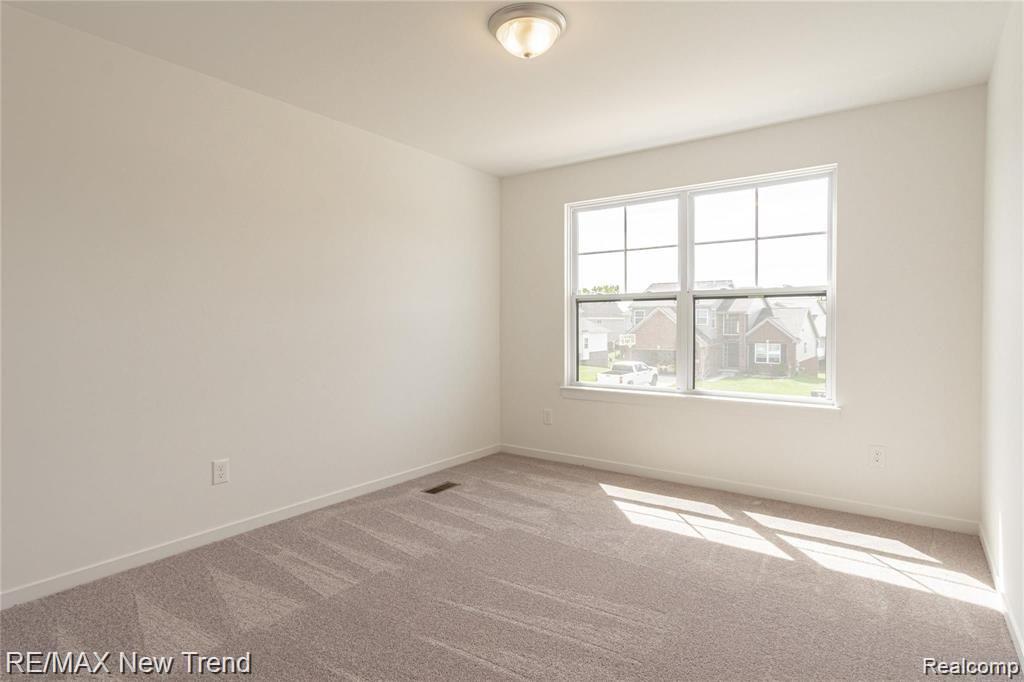 6300 TELURIDE Drive, White Lake, MI 48383 — Photo 28