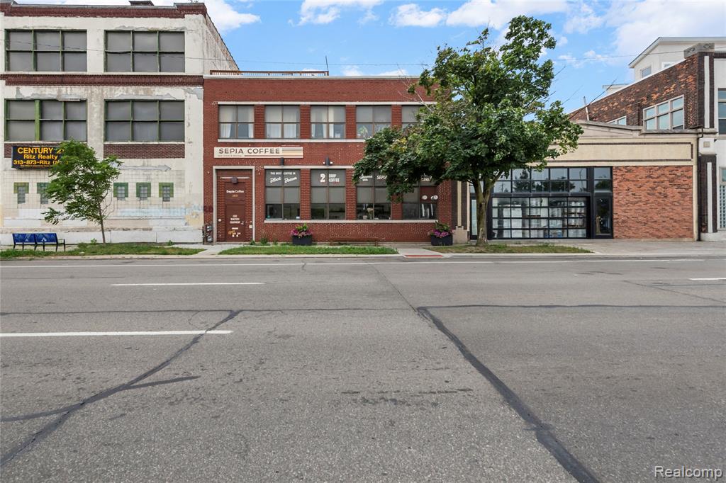 Commercial Properties Commercial Properties