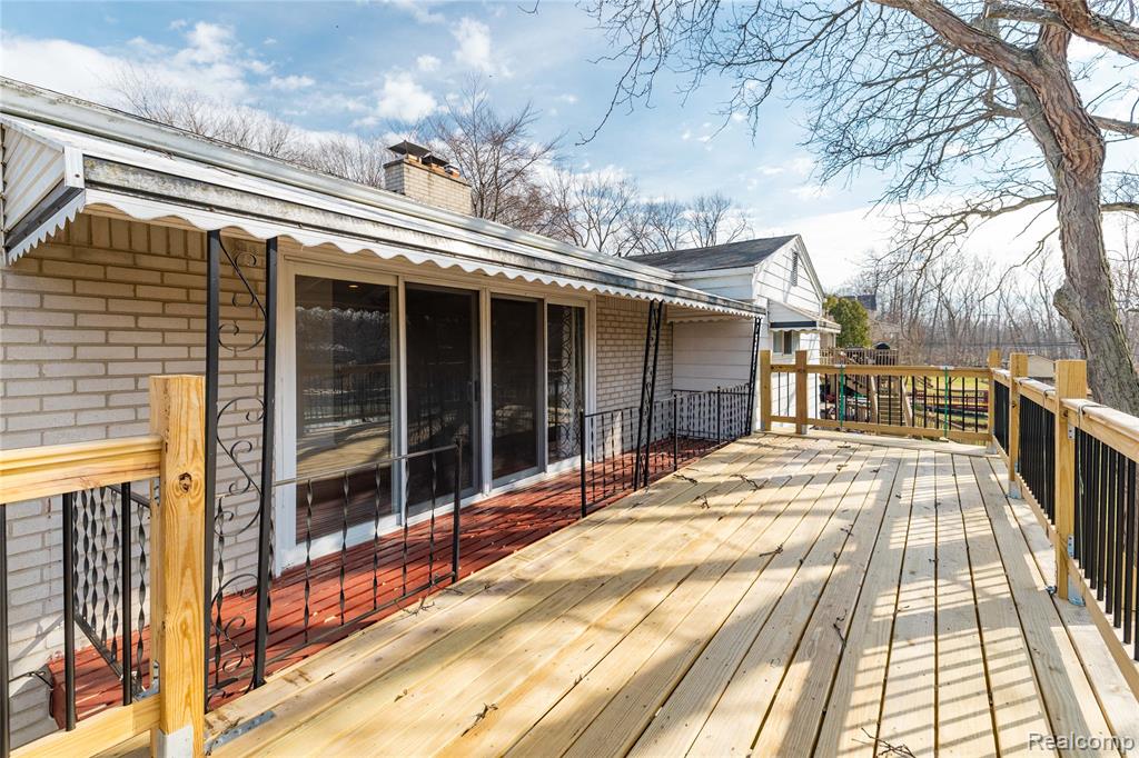 21918 Knudsen Drive, Grosse Ile, MI 48138 — Photo 15