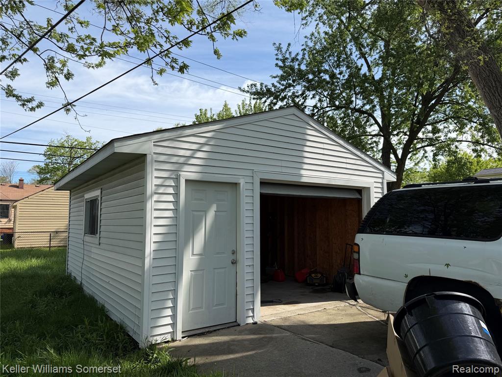 8499 Chapp Avenue, Warren, MI 48089 — Photo 15
