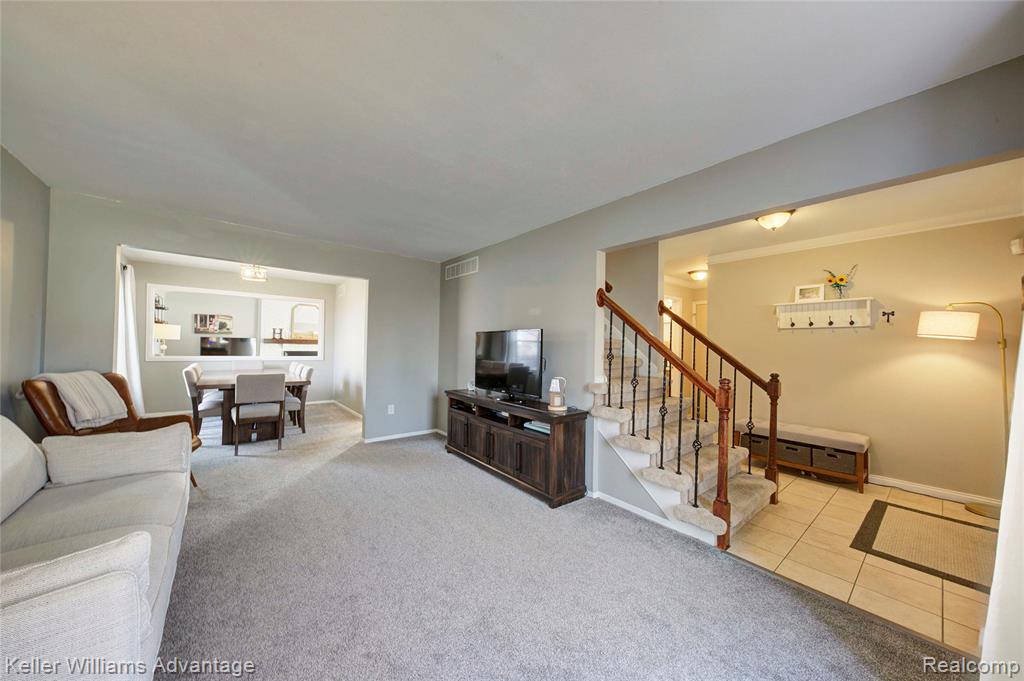 44273 Richmond Court, Canton, MI 48187 — Photo 18