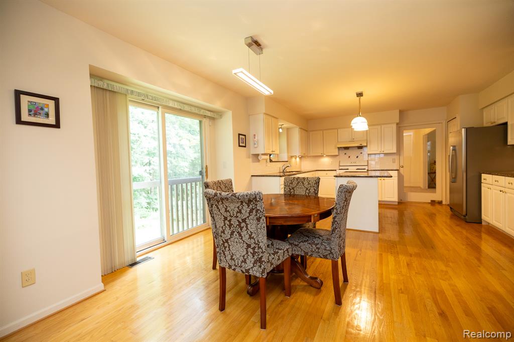 6926 Alden Drive, West Bloomfield, MI 48324 — Photo 10
