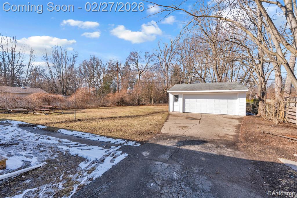 29760 Hoy Street, Livonia, MI, 48154