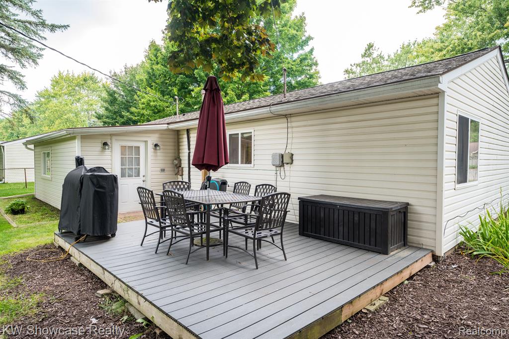 4575 OAKVISTA Avenue, Clarkston, MI — Photo 31