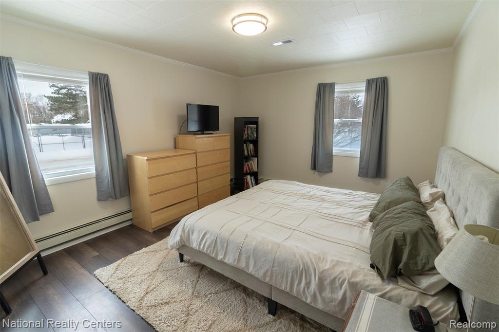 529 N Watkins, Perry, MI 48872 — Photo 17