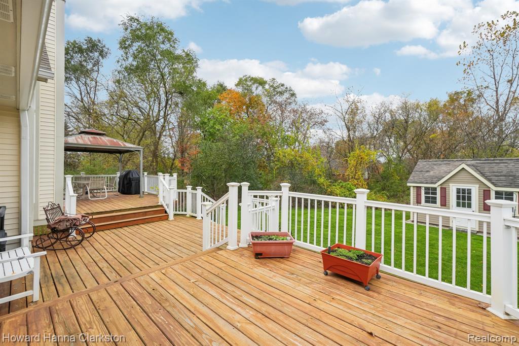 4105 Nancy Lane, White Lake, MI 48383 — Photo 32