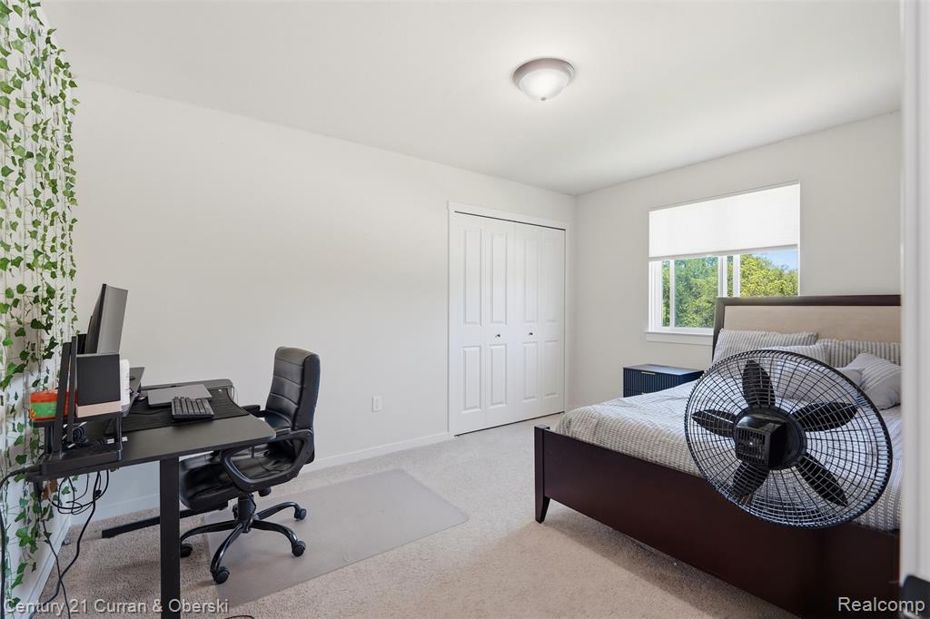 8760 Oak Ridge Trail, Westland, MI — Photo 20