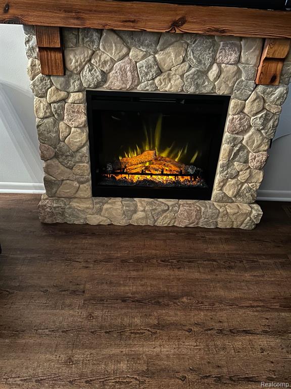 9616 S CHANNEL Drive, MI 48028 — Photo 6