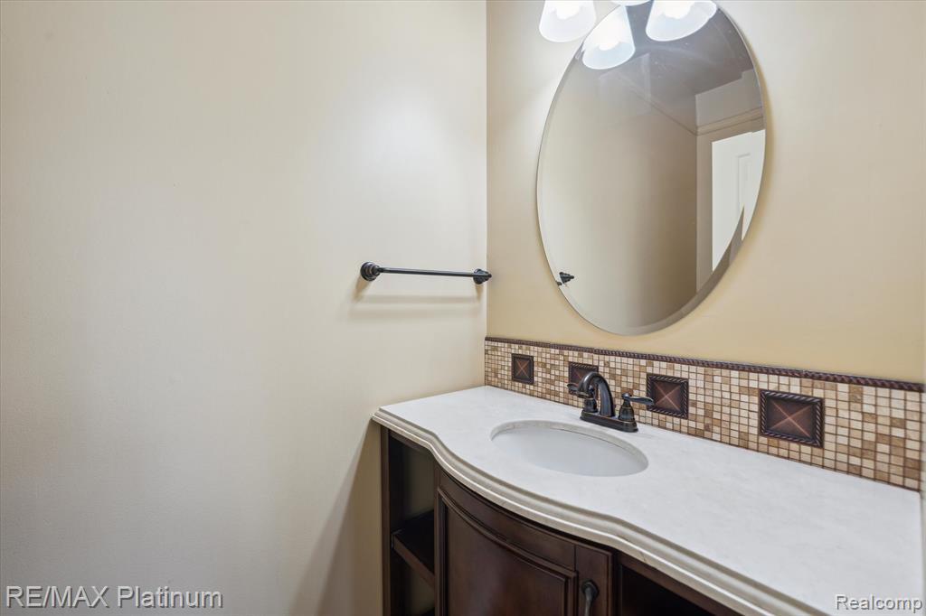 4300 Hampton Ridge, Howell, MI 48843 — Photo 12