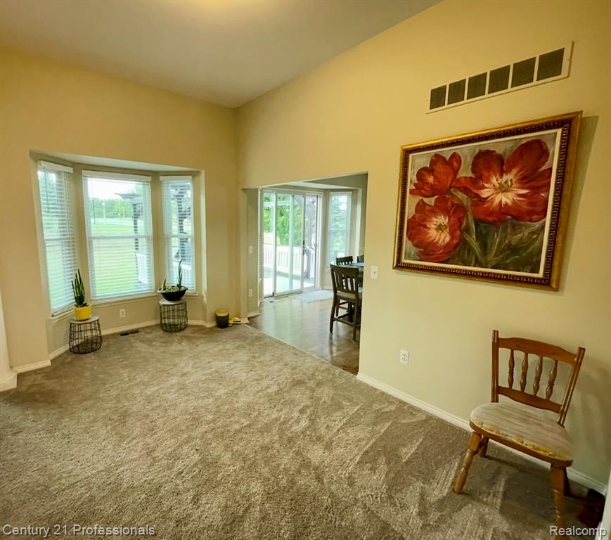 778 W Peninsula Court, Oxford, MI, 48371