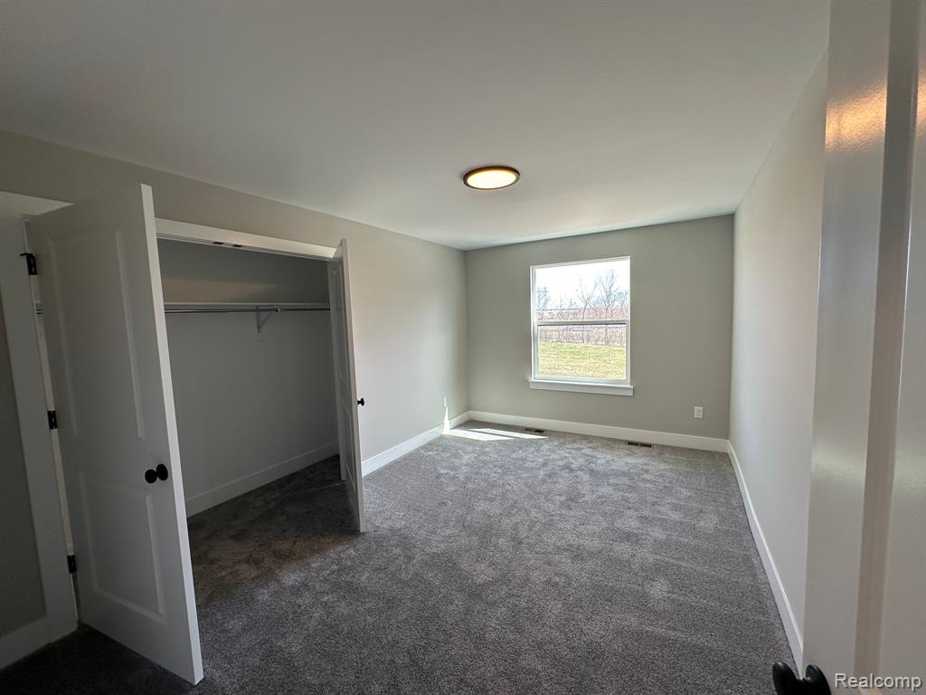 4602 ORVILLE Drive, Trenton, MI 48183 — Photo 25