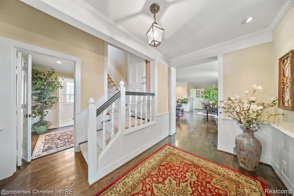 6050 W Surrey Road, Bloomfield Hills, MI 48301 — Photo 3