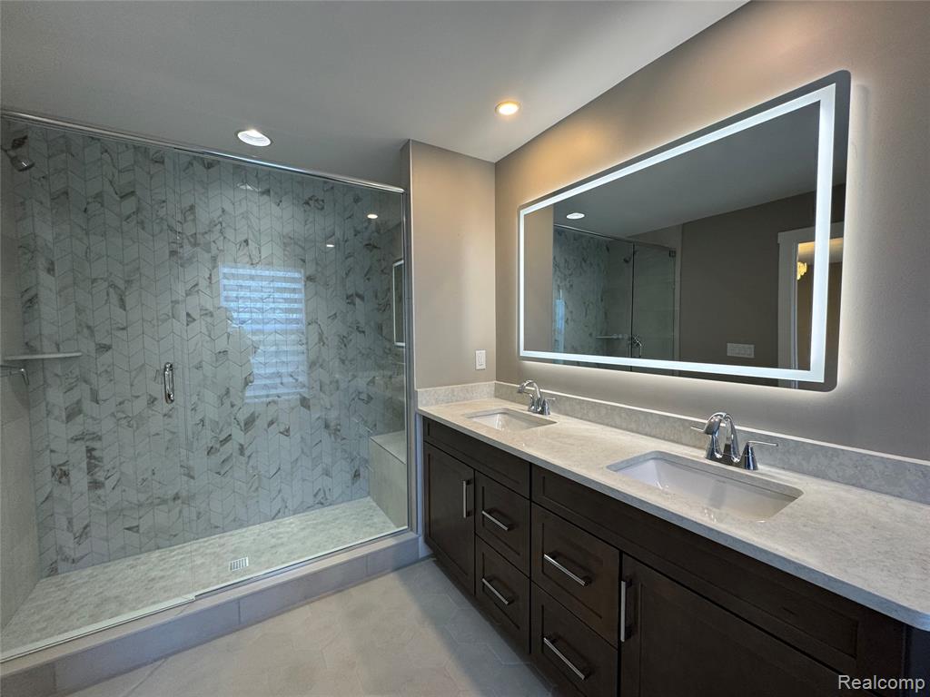 5380 Poppydrew Lane, Ann Arbor, MI 48108 — Photo 19