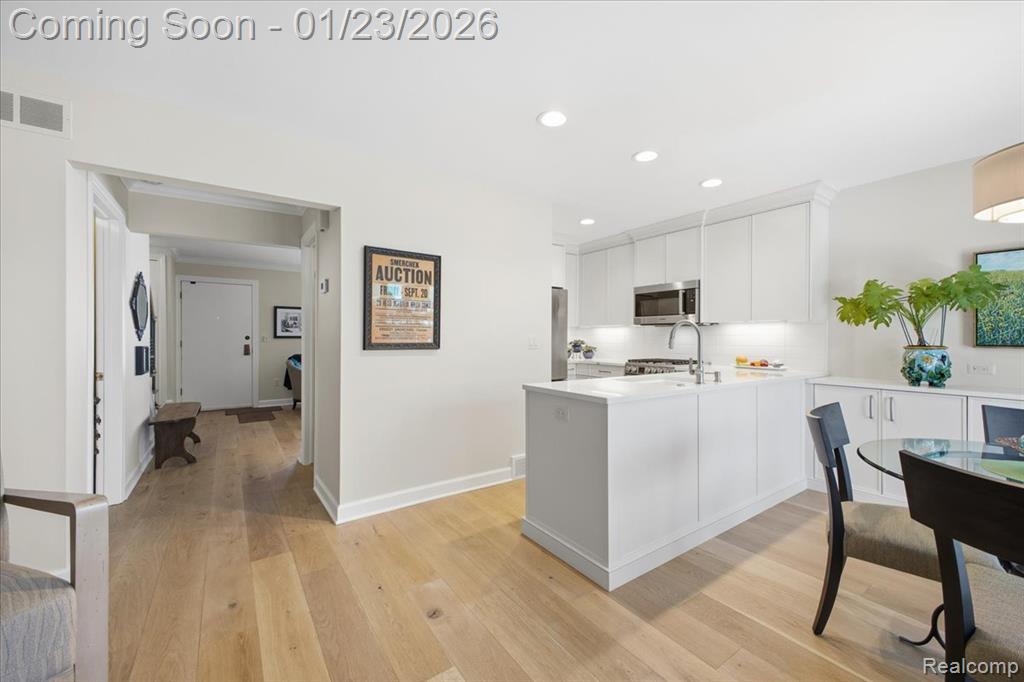 4956 Coventry Road, Royal Oak, MI 48073 — Photo 13