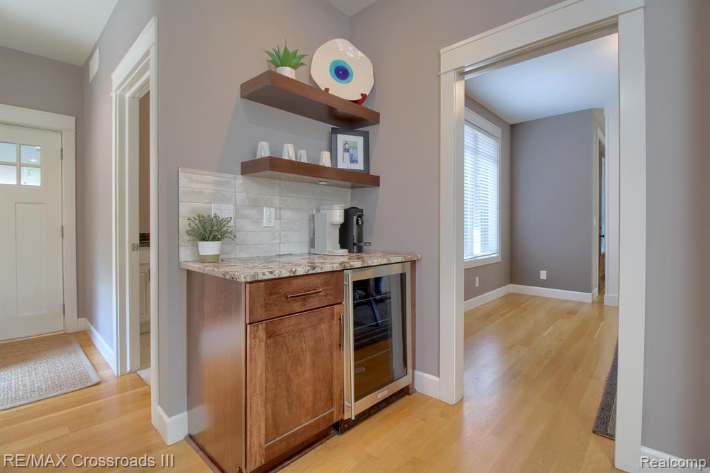 47605 HANFORD Road, Canton, MI 48187 — Photo 18