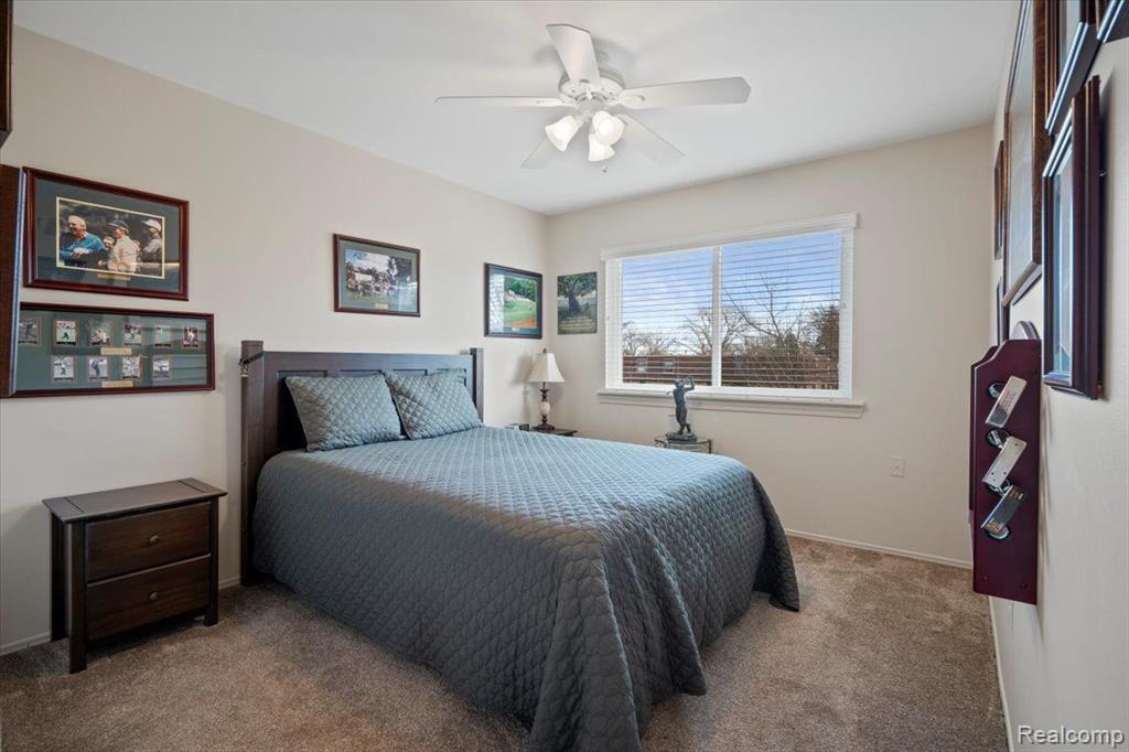 1818 SHIRE, Royal Oak, MI 48073 — Photo 29