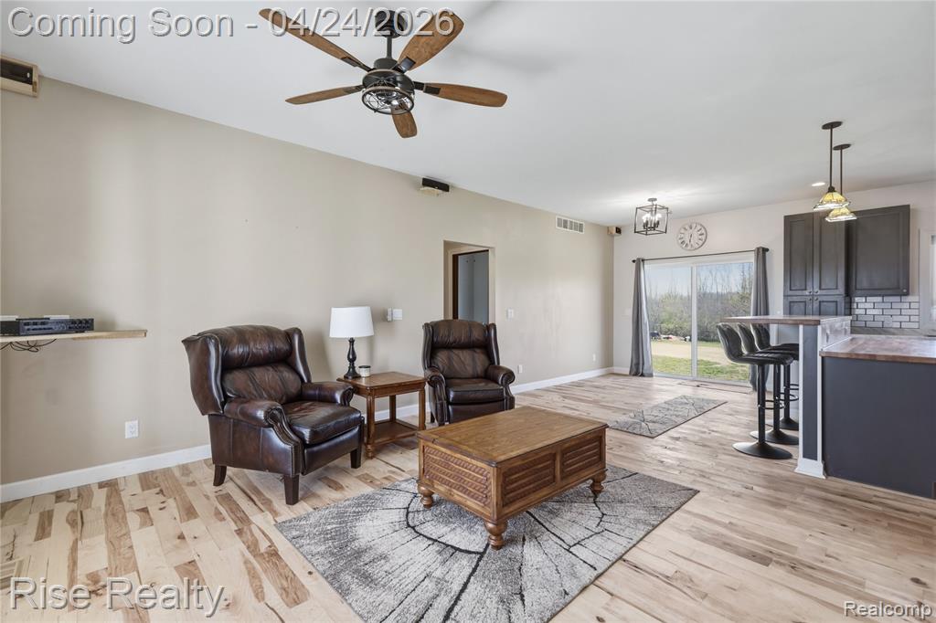 4399 E Bristol Road, Burton, MI 48519 — Photo 5