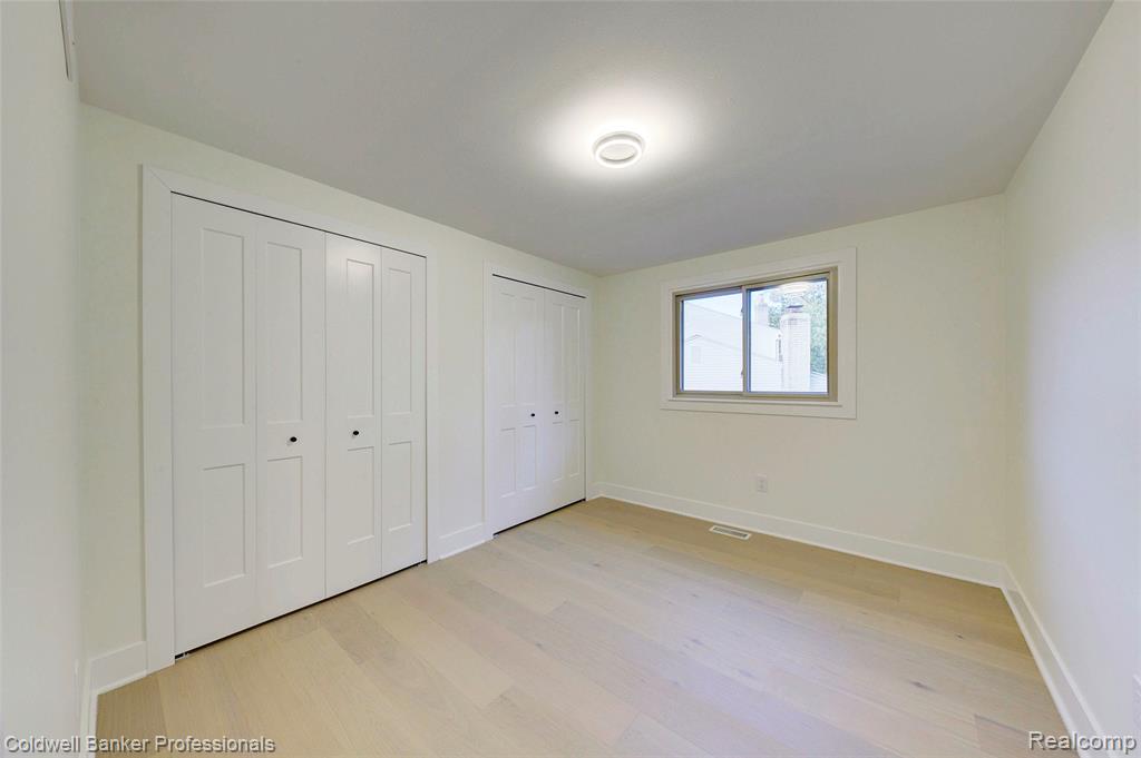 5076 Tyler Drive, Troy, MI 48085 — Photo 42