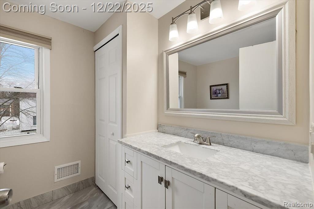 4250 Greenstown Drive, West Bloomfield, MI 48323 — Photo 40