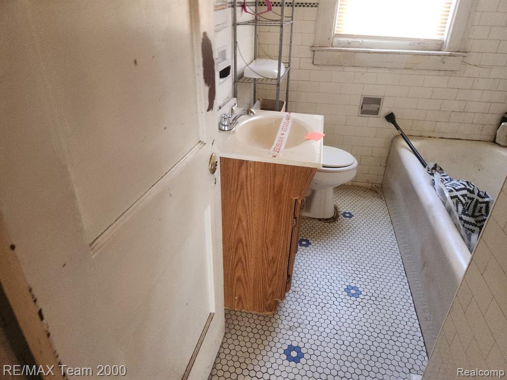 5291 Lakewood Street, Detroit, MI 48213 — Photo 13
