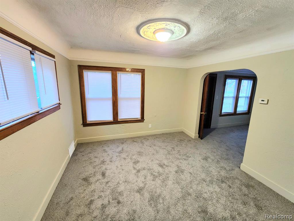 9258 BOLEYN Street, Detroit, MI 48224 — Photo 13