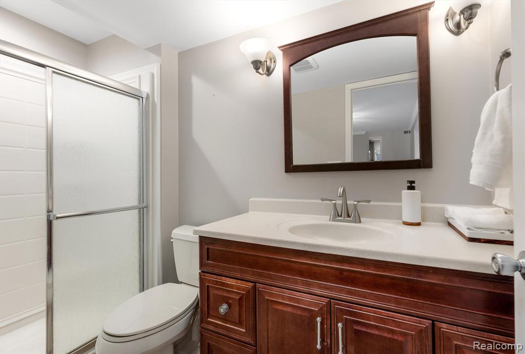 6500 RAINTREE Court, Canton, MI 48187 — Photo 11