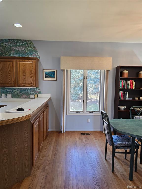 5618 NORTHCREST Crossing, Clarkston, MI — Photo 11