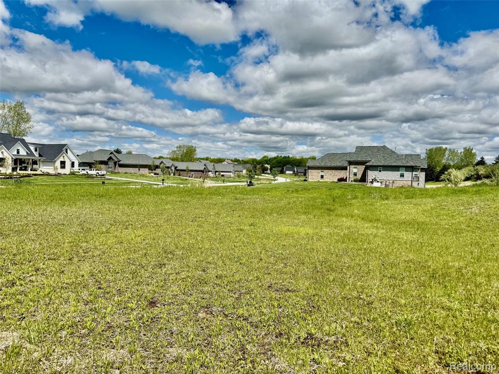 1058 INVITATIONAL Drive, Metamora, MI, 48455