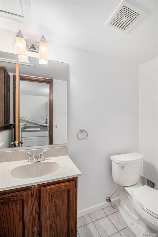 5023 Spring Well Lane, Grand Blanc, MI 48439 — Photo 14
