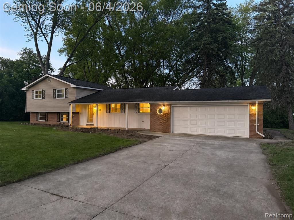 6382 Houghten Drive, Troy, MI 48098 — Photo 5