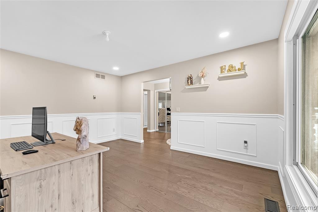 49685 Richardson Drive, Shelby Twp, MI 48315 — Photo 15