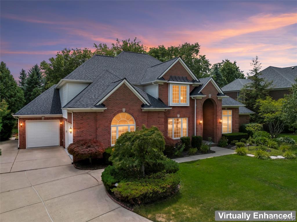6725 Michael Drive, Troy, MI 48098