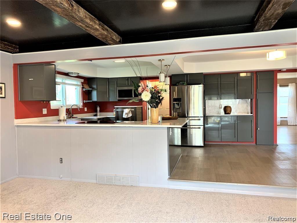 5051 FALMOUTH Drive, Troy, MI 48085 — Photo 27