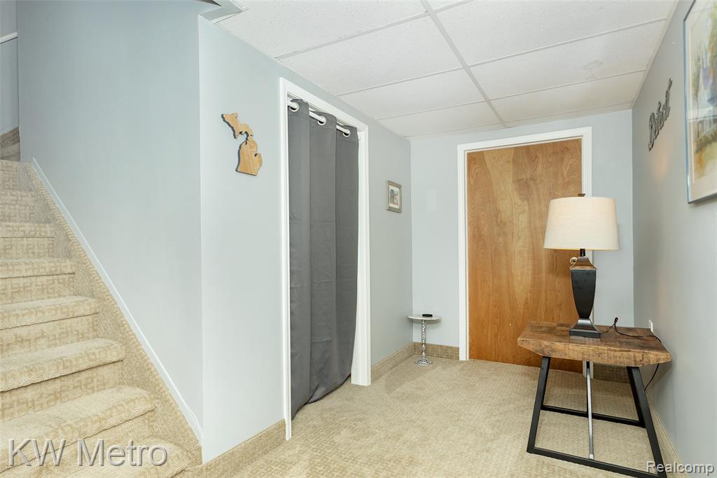 635 Timberline Drive, Rochester Hills, MI 48309 — Photo 35