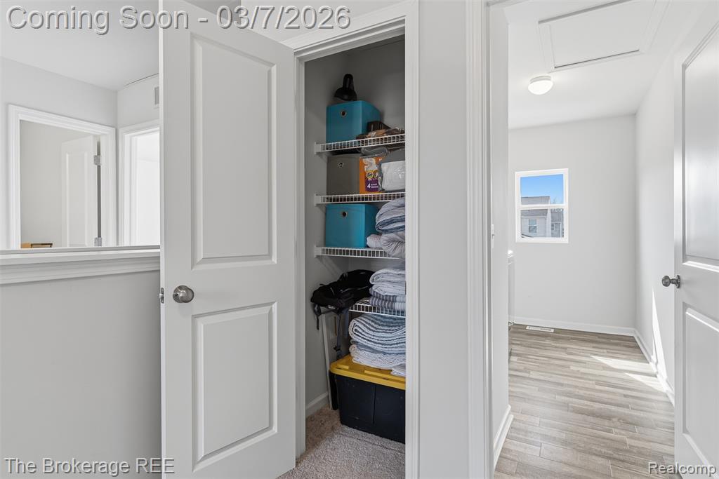 1640 Golfview Drive, Ypsilanti, MI 48198 — Photo 23