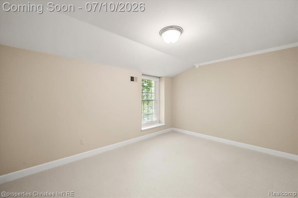 937 Mitchell Court, Bloomfield Hills, MI 48304 — Photo 39