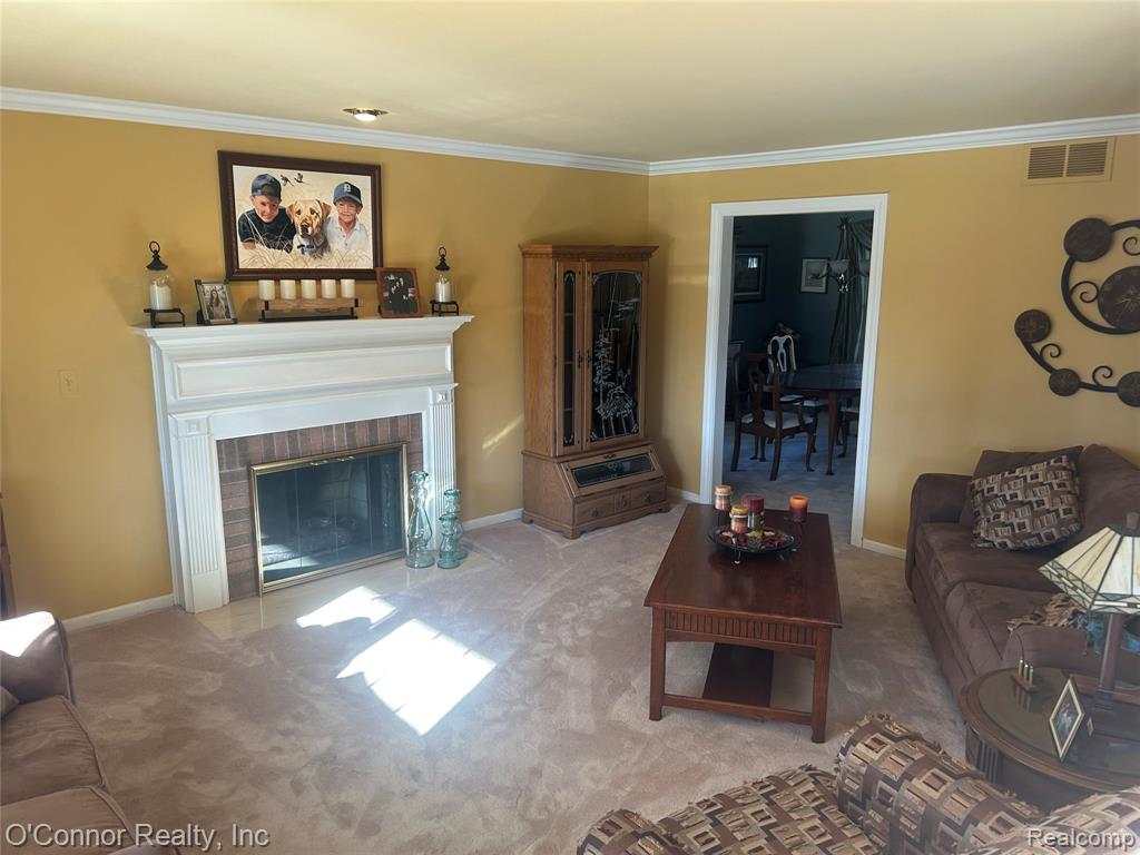 720 Arlington Circle, Marysville, MI 48040 — Photo 17