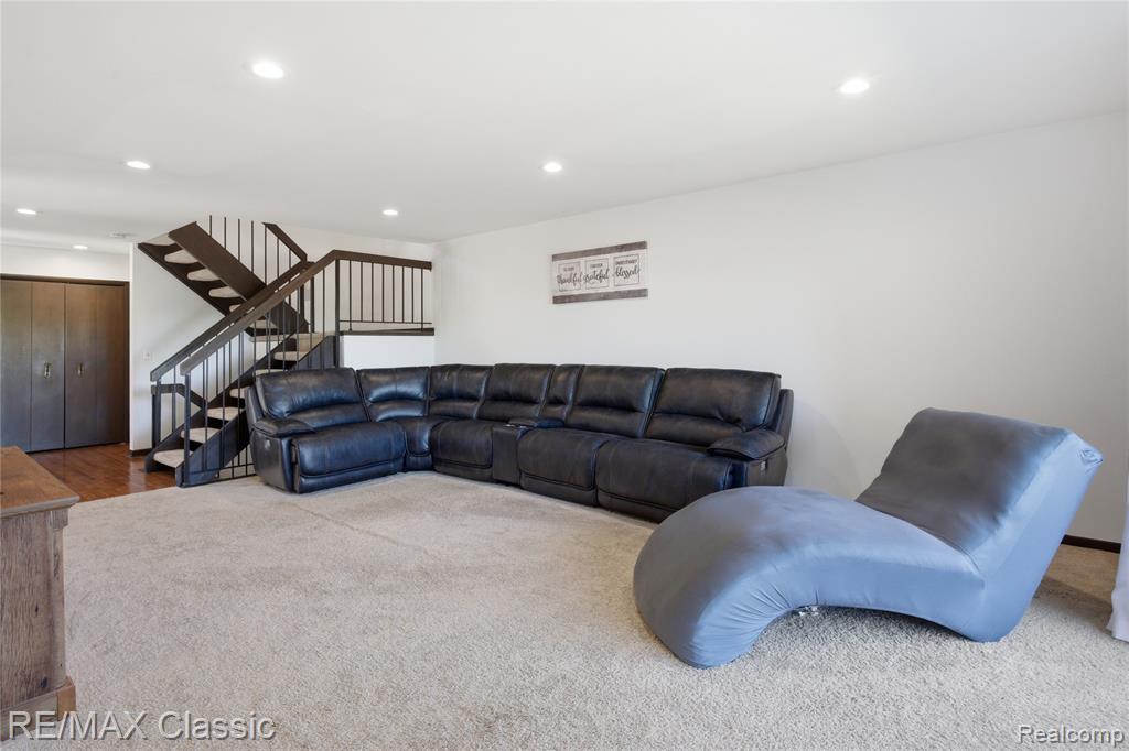 3961 Chablis Street, West Bloomfield, MI 48323 — Photo 7