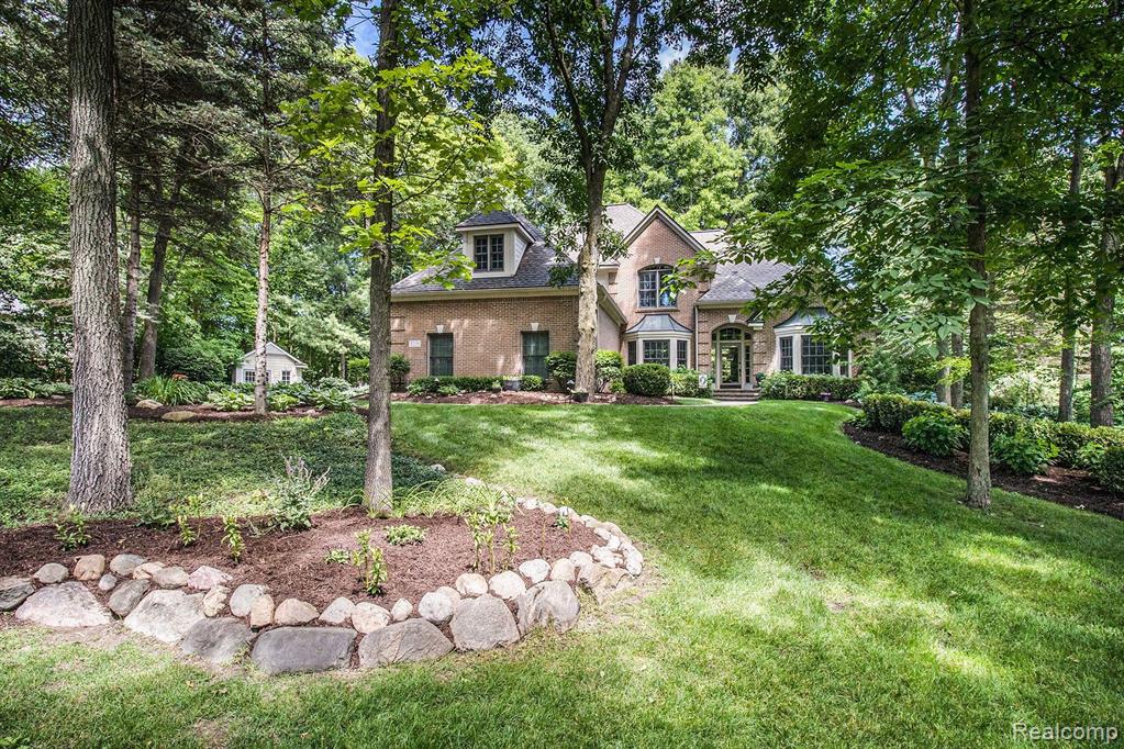 5259 PINEWOOD Drive, Brighton, MI 48116 — Photo 66